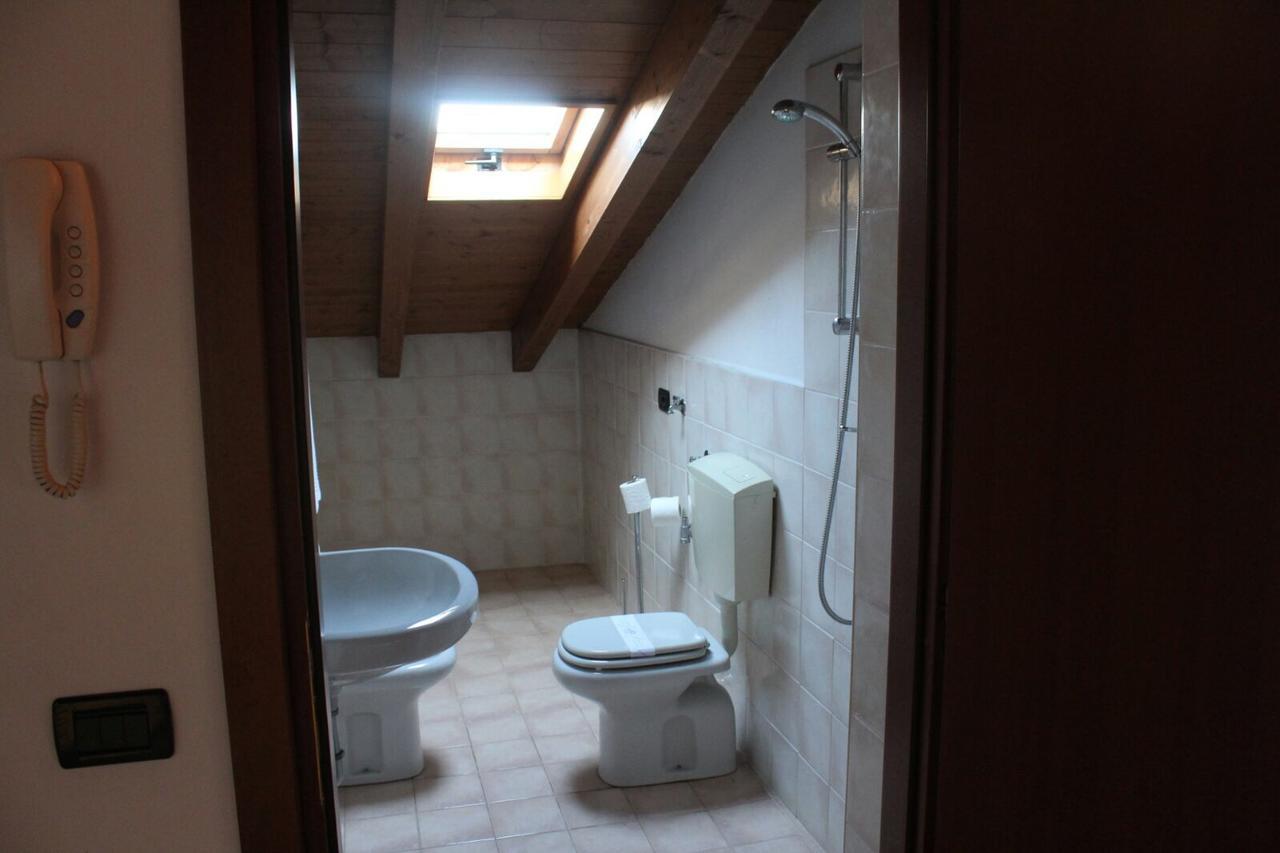 Casa Regina Apartment Десенцано дел Гарда Екстериор снимка