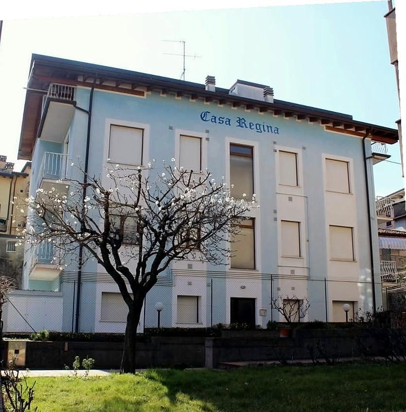 Casa Regina Apartment Десенцано дел Гарда Екстериор снимка
